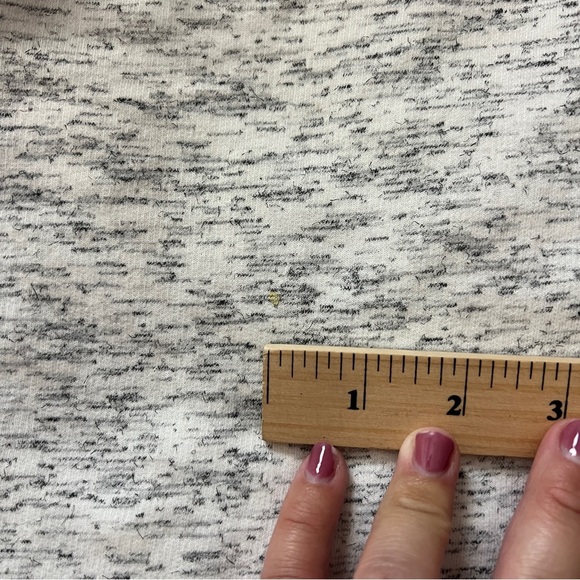 Bobbie Brooks Ladies Crewneck Long Sleeve Sweatshirt Light Gray Women’s Size XL - Picture 9 of 10